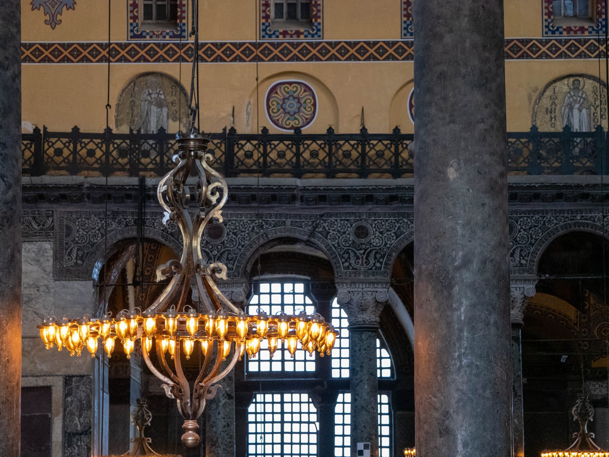Decorative lighting in ancient architecture