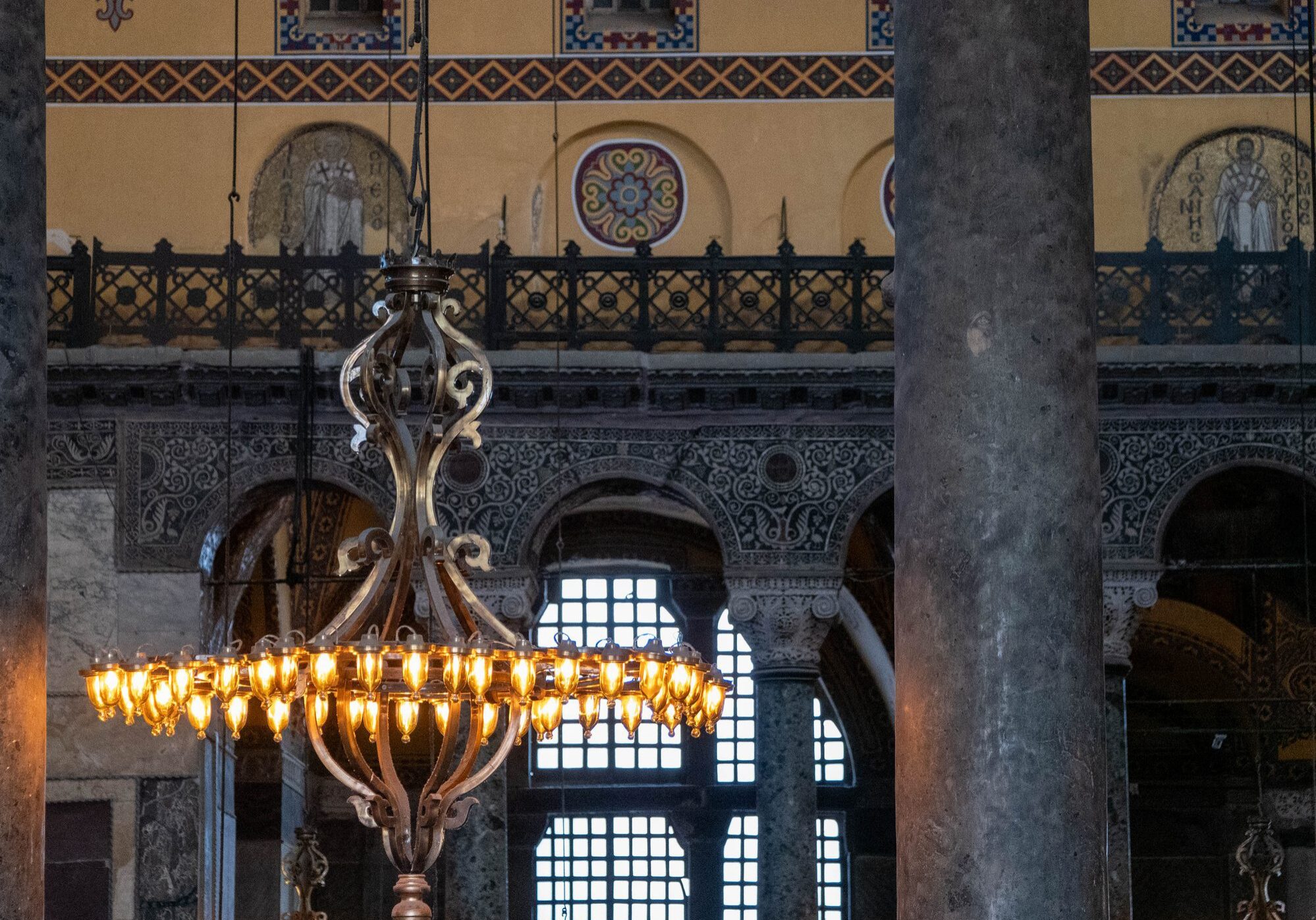 Decorative lighting in ancient architecture